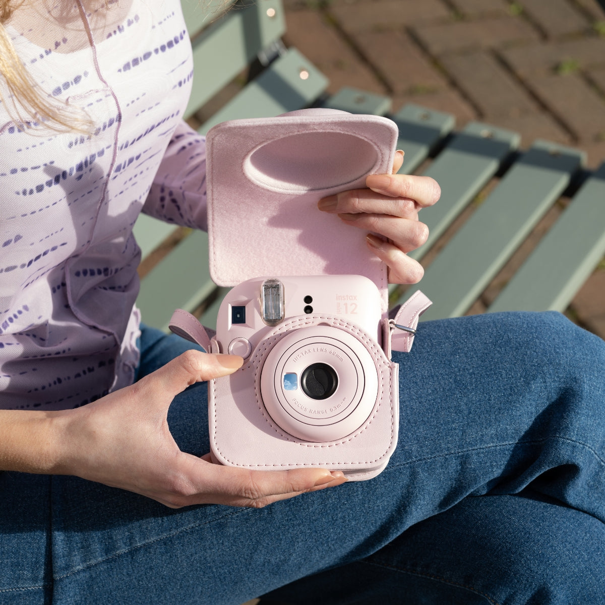 Fujifilm Instax Mini 12 Camera Bundle - Pink