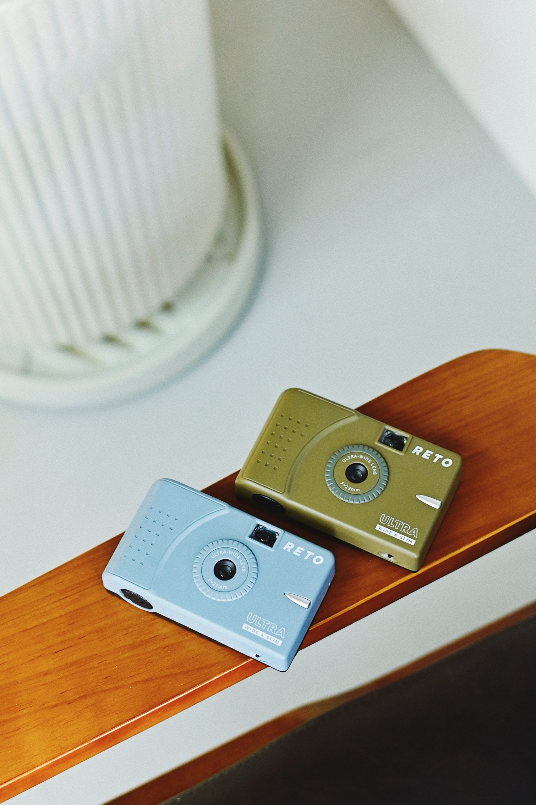 RETO Ultra Wide & Slim 35mm Film Camera - Teal