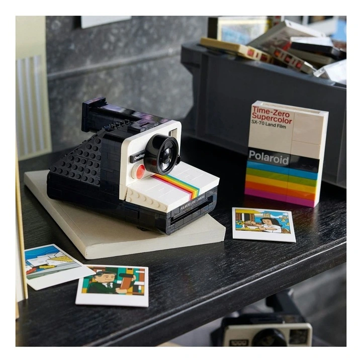 LEGO Polaroid OneStep SX-70 Camera