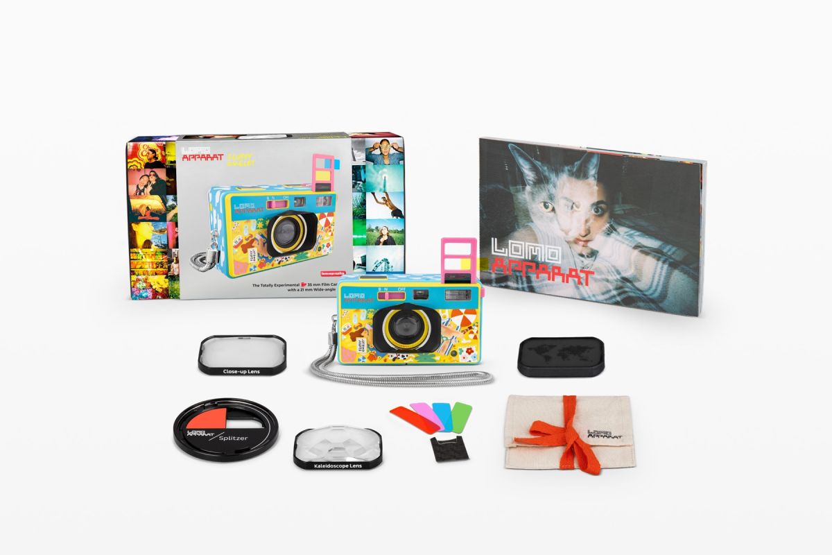 Lomography LomoApparat 21mm Wide Angle 35mm Camera - Fluffy Omelet Edition