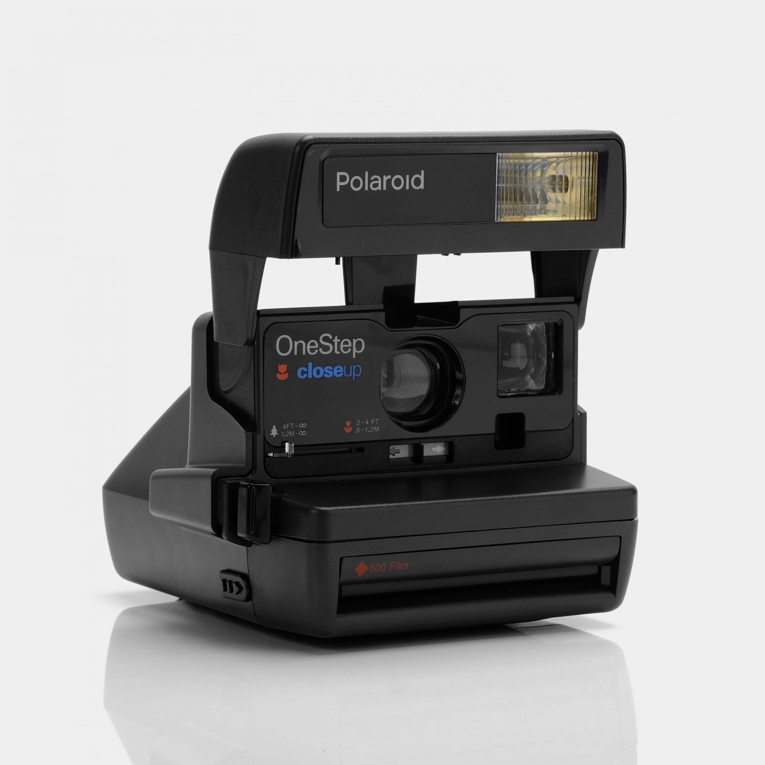 Polaroid 600 Camera - Close Up