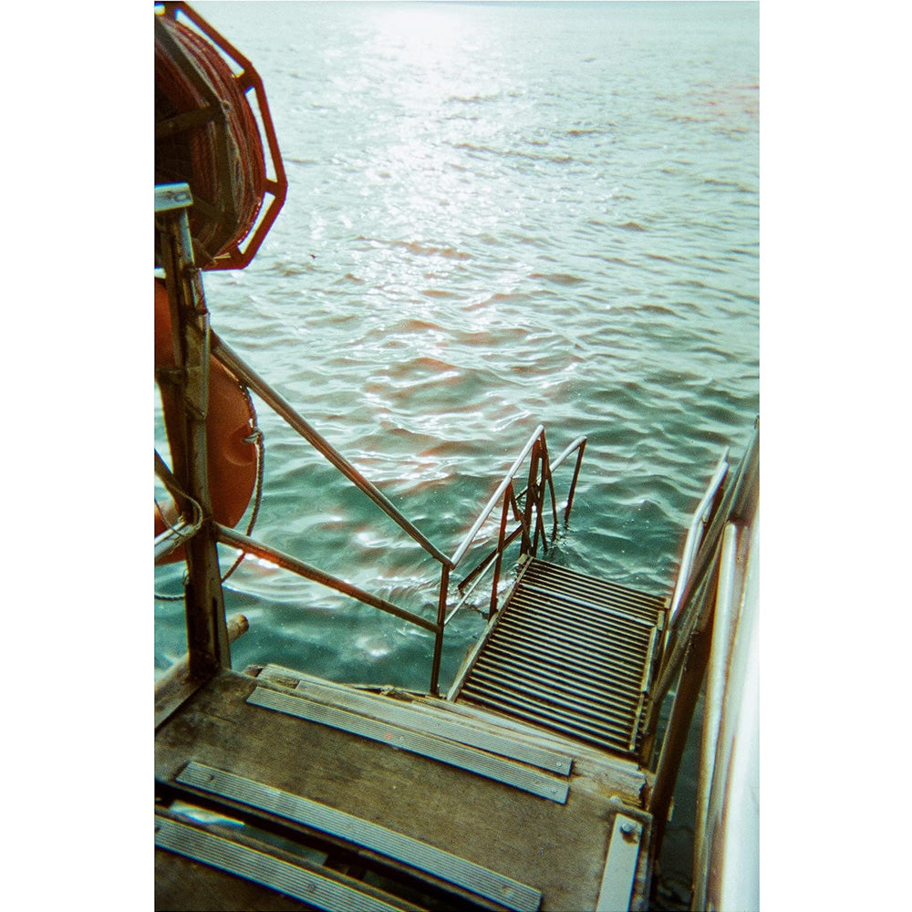 Amber Spark 400 Disposable Camera