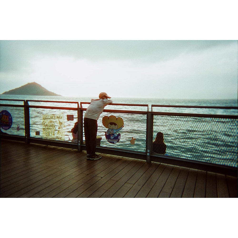 Amber Spark 400 Disposable Camera