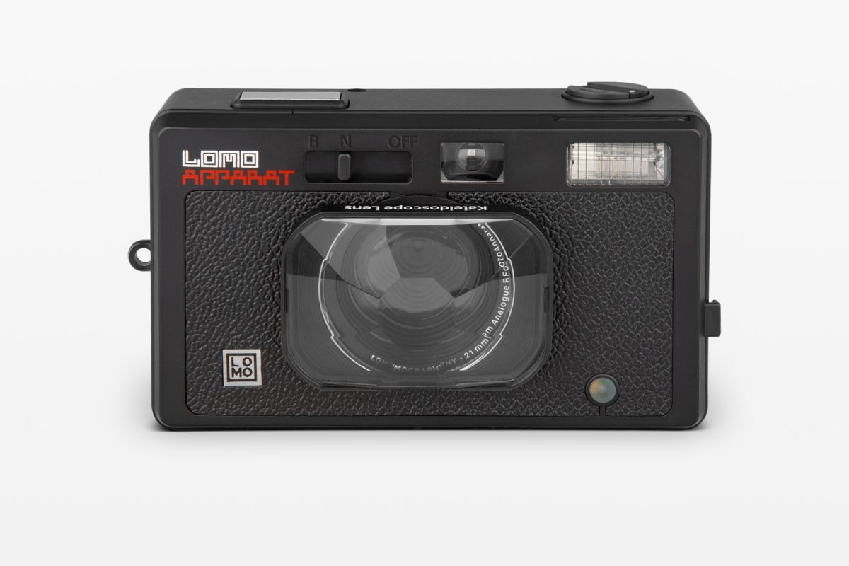 LomoApparat 21mm Wide Angle 35mm Camera - Black