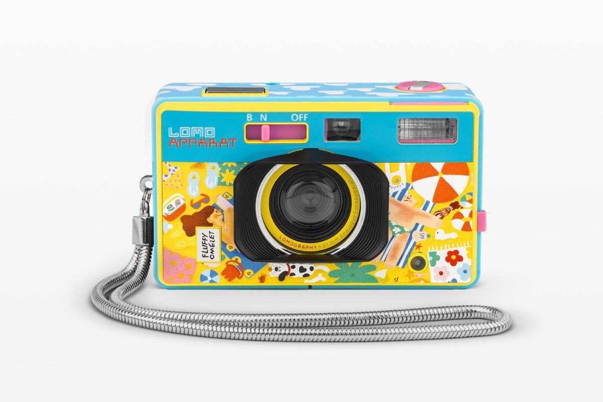 Lomography LomoApparat 21mm Wide Angle 35mm Camera - Fluffy Omelet Edition